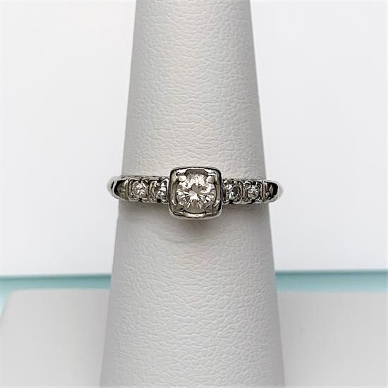 Picture of Vintage 14K White Gold & Diamond Engagement Ring