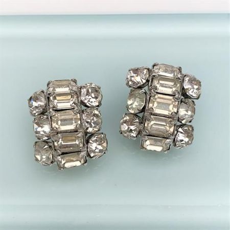 Picture for category Earrings