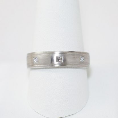Picture of Men's Novell 14K White Gold Diamond Wedding Band