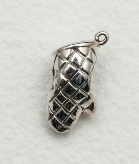 Picture of Chamilia - Kiss The Cook Oven Mitts