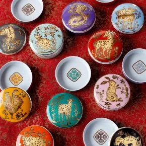 Picture for category Boxes, Jars &amp; Urns