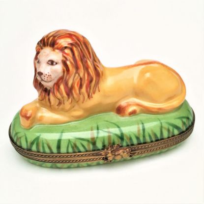 Picture of  Retired Limoges Porcelain Lion In Grass Trinket Box by Chamart