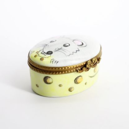 Picture of Limoges Porcelain Mouse/Rat Eating a Block of Cheese Trinket Box
