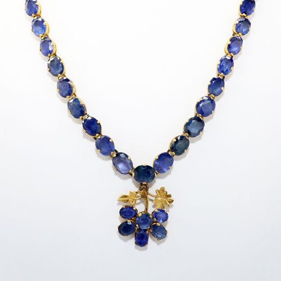 Picture of 21k Yellow Gold & Blue Sapphire Necklace with Leaf & Berry Pendant