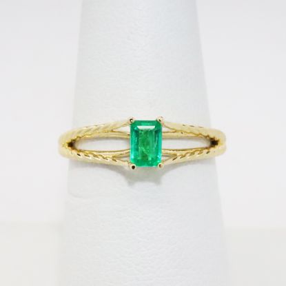 Picture of 14k Yellow Gold & Emerald Solitaire Ring 