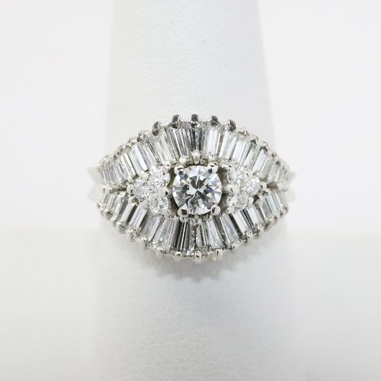 Picture of 18k White Gold, Round & Baguette Cut Diamond Ring 