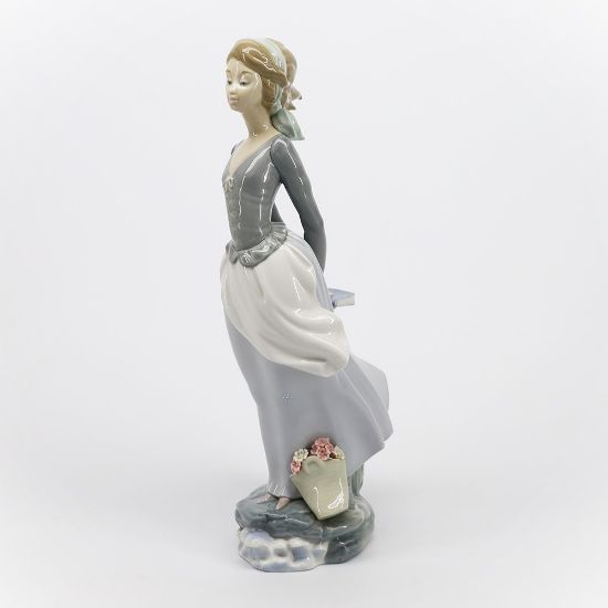 Picture of Lladro Porcelain 'Sea Breeze' Wind Blown Girl Figurine #4922