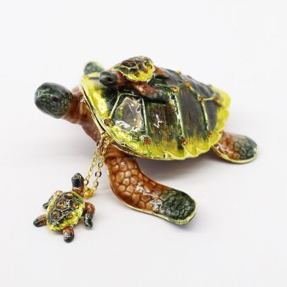 Picture of Kingspoint Designs Papa Sea Turtle with Baby Trinket Box with Matching Necklace