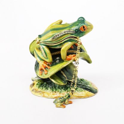 Picture of Kingspoint Designs Philip the Tree Frog on a Leaf Trinket Box with Matching Necklace