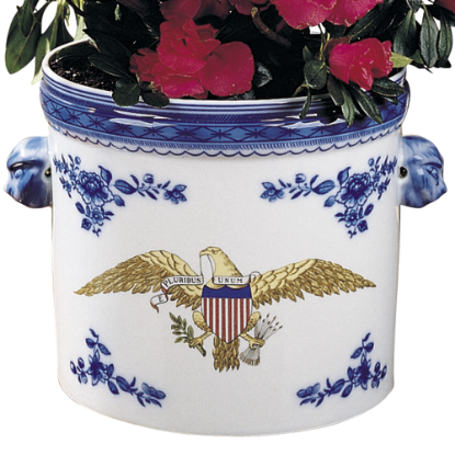 Picture of Mottahedeh 'Diplomatic Collection' Cachepot