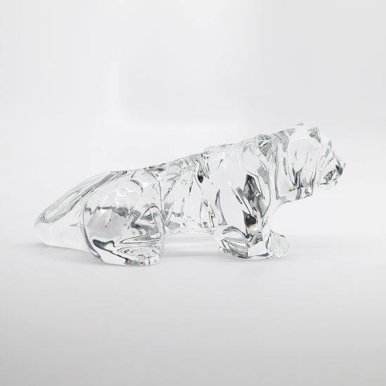 Picture of Baccarat Crouched Tiger Crystal Figurine