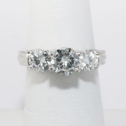Picture of Platinum 3-Diamond Engagement Ring 