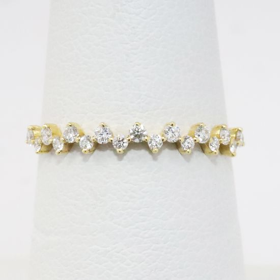 Picture of 18k Yellow Gold Diamond Band 