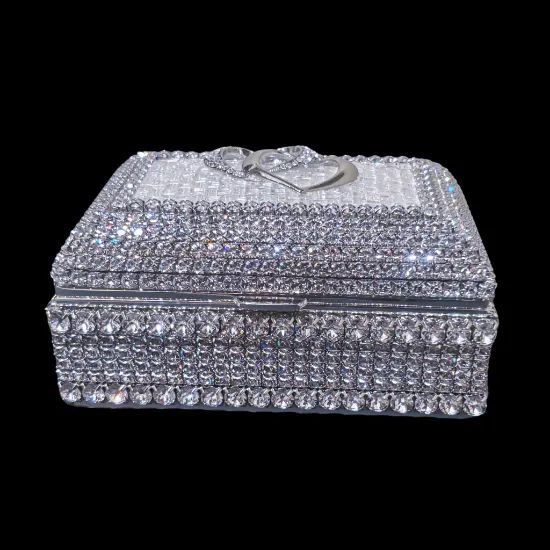 Picture of Isabella Adams Small Locking Hearts Ring Box