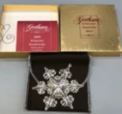 Picture of Gorham Sterling Silver 2005 Annual Snowflake Ornament, with box