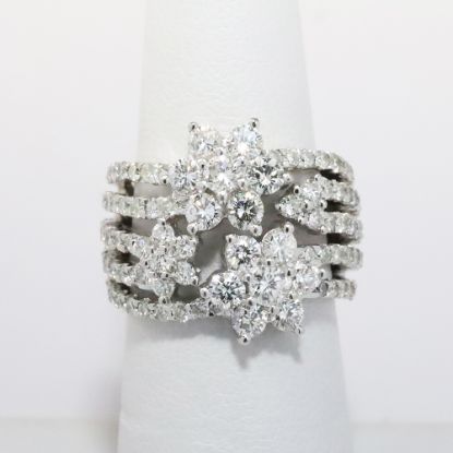 Picture of 14k White Gold Diamond Flower Ring 
