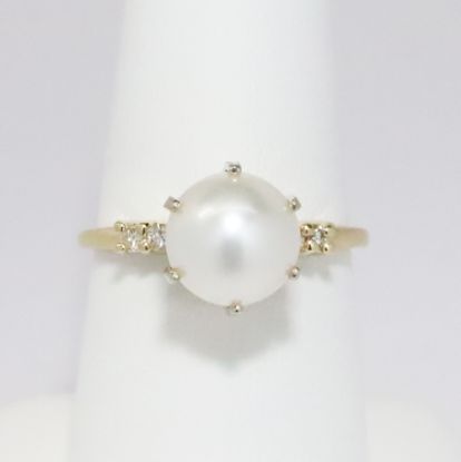 Picture of 14k Yellow Gold Diamond & Pearl Ring 