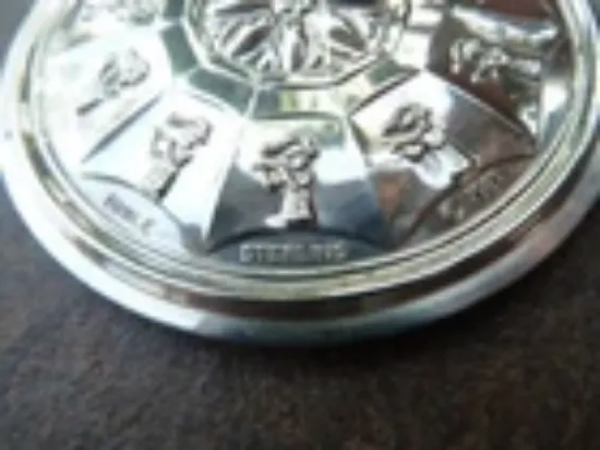 Picture of Towle 1981 Sterling Silver Christmas Medallion Ornament 11 Pipers Piping