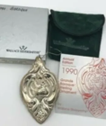 Picture of Wallace - 1990 Three French Hens, Grande Baroque Ornament, With Box