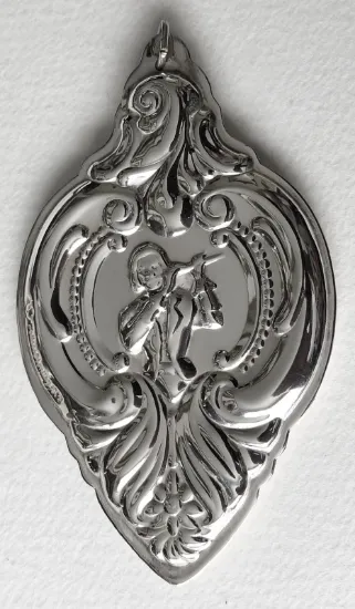 Picture of 1998 Wallace Sterling Silver Grande Baroque 11 Pipers Piping Ornament with Box