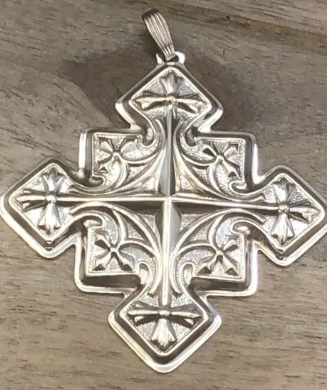 Picture of Reed & Barton Sterling Silver 1979 Annual Christmas Cross Ornament