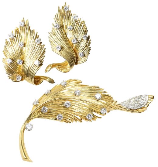 Picture of Vintage 1958 Van Cleef & Arpels 'Autumn Leaves' 18k Gold & Diamond Brooch & Earring Set