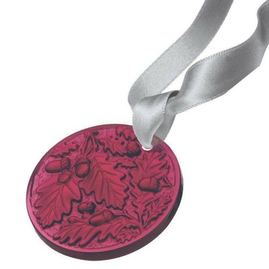 Picture of Lalique 2016 'Chene' Red/Rouge Oak Annual Christmas Ornament