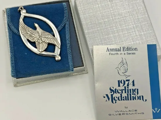 Picture of Wallace 1974 Annual Peace Dove Ornament Sterling Ornament, with box