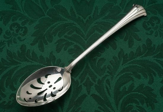 Picture of Pierced Tableserv.spn