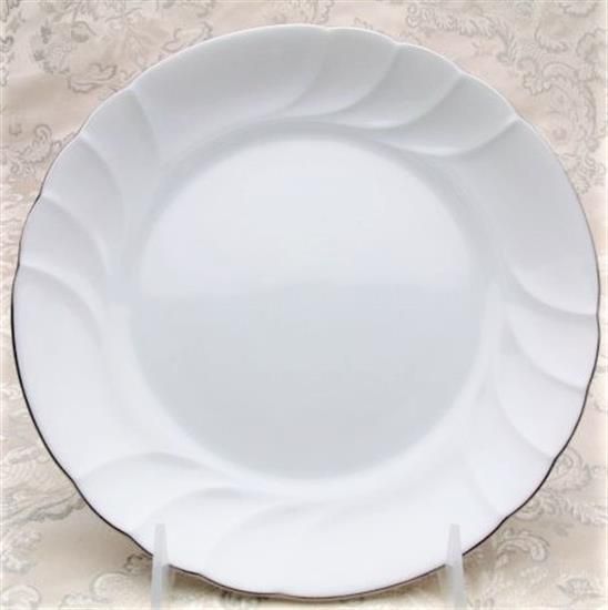 Picture of Dinner Plates