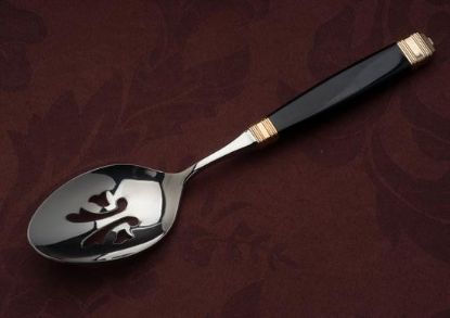 Picture of Pierced Tableserv.spn