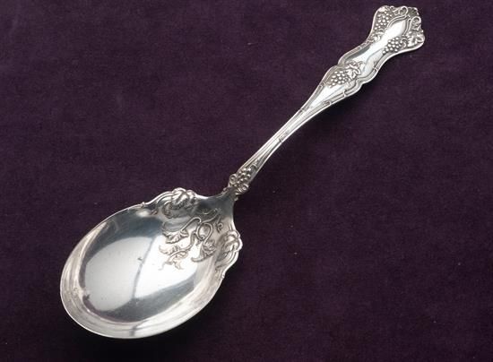 Picture of Berry Serving Spoon