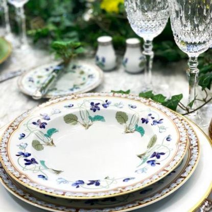 Picture of New 5pc. Setting