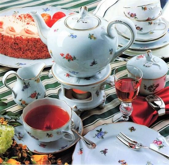 Picture of Dinner Plates