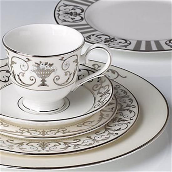 Picture of Dinner Plates