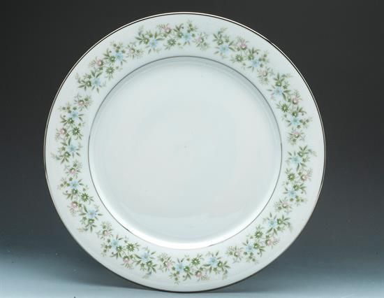 Picture of Dinner Plates