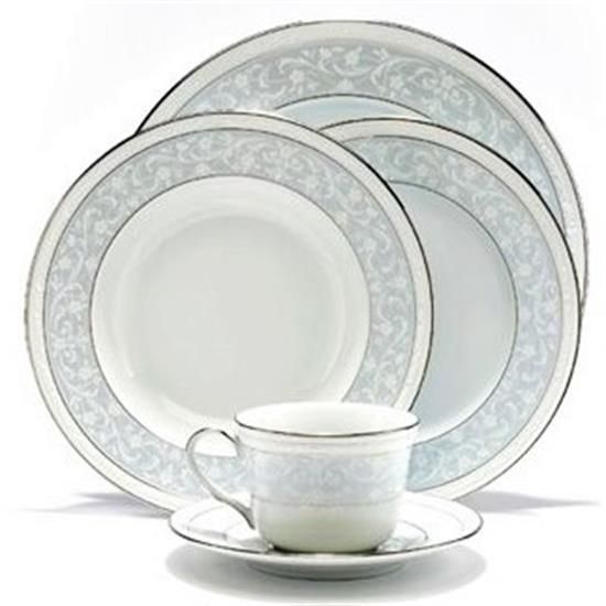 Picture of Dinner Plates