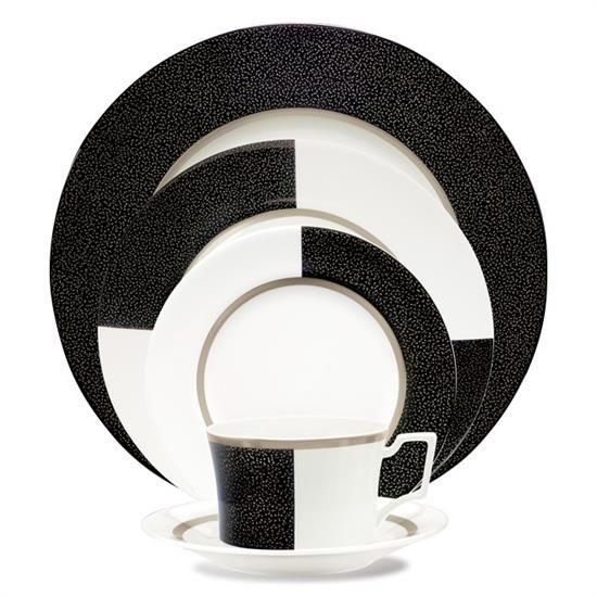 Picture of Dinner Plates