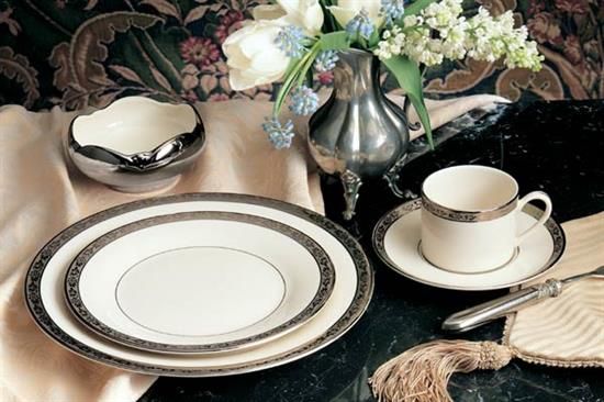 Picture of Dinner Plates