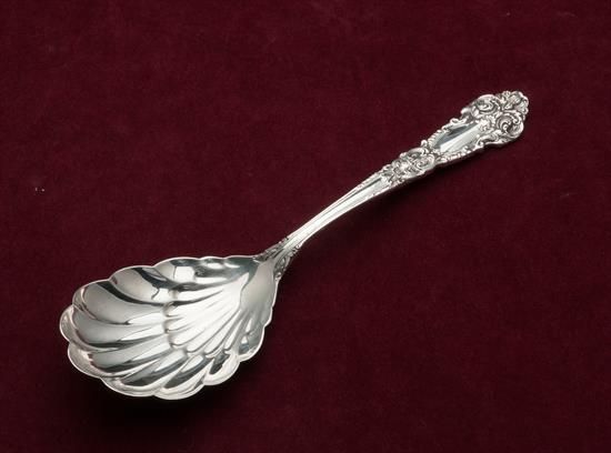 Picture of Berry Serving Spoon