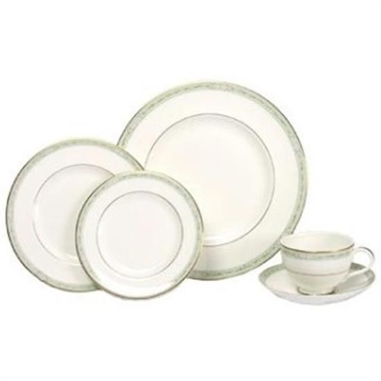 Picture of Dinner Plates