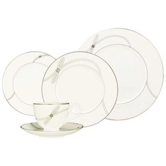Picture of Dinner Plates