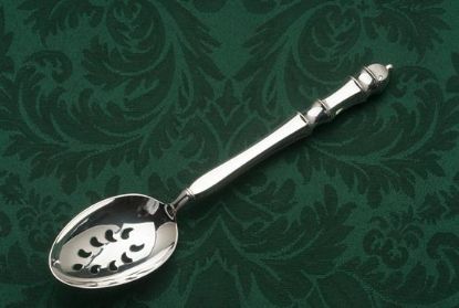 Picture of Pierced Tableserv.spn