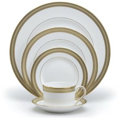 Picture of Dinner Plates