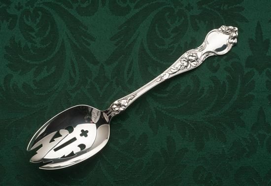 Picture of Pierced Tableserv.spn