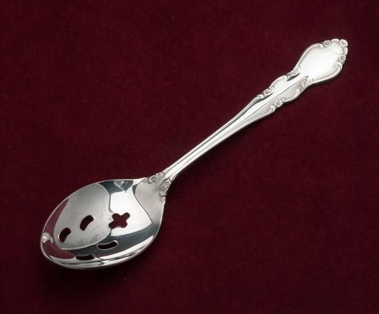 Picture of Pierced Tableserv.spn