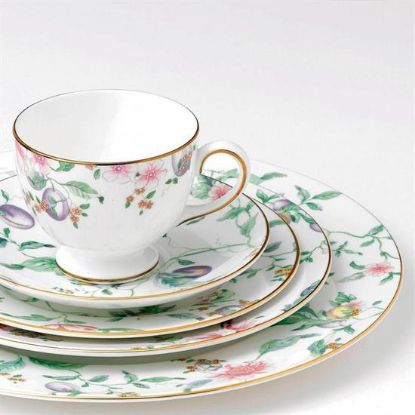 Picture of Dinner Plates