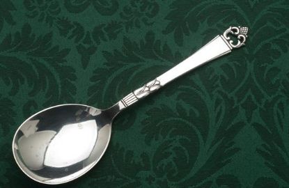 Picture of Berry Serving Spoon
