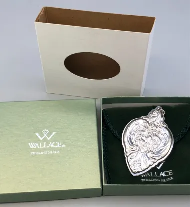 Picture of Wallace 1991 Grande Baroque "4 Calling Birds" Ornament Sterling Silver, with box