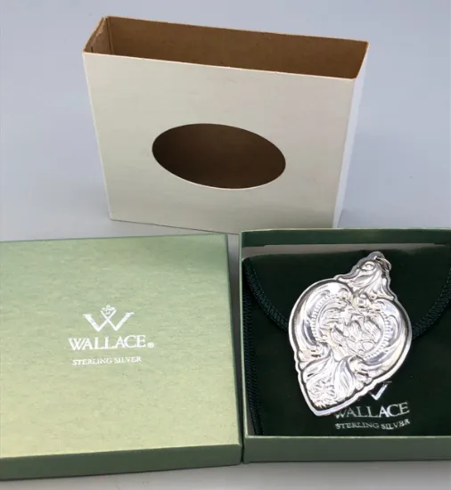 Picture of Wallace 1991 Grande Baroque "4 Calling Birds" Ornament Sterling Silver, with box